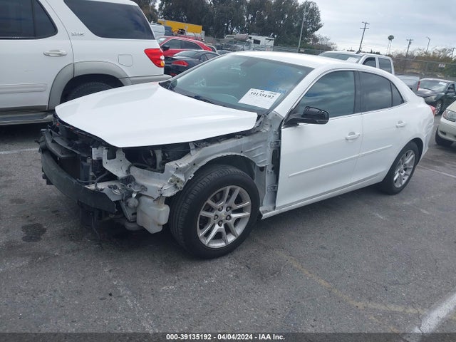Chevrolet MALIBU 1LT 2014 1G11C5SLXEF274108 Image 2
