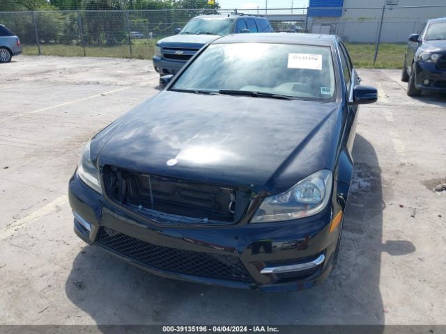 2013 MERCEDES-BENZ C 250 WDDGF4HB3DA762027 Photo 5
