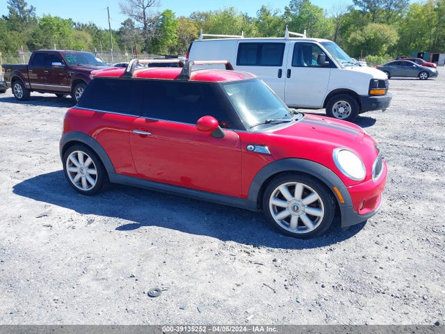 2010 MINI COOPER S WMWMF7C50ATZ73456 Photo 0