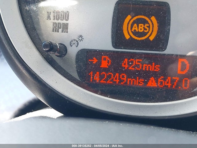 2010 MINI COOPER S WMWMF7C50ATZ73456 Photo 6