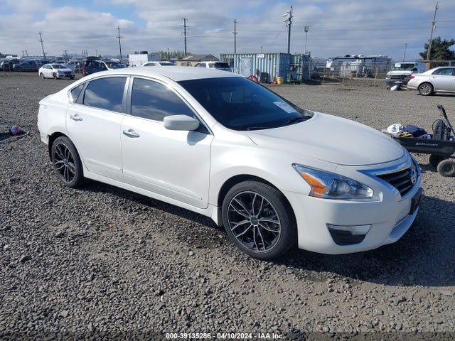 Nissan Altima 2.5 S 2015 1N4AL3AP4FC576244 Image 1