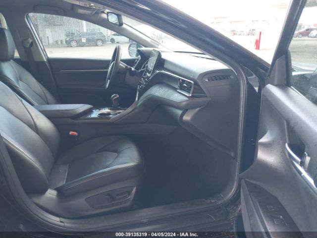 4T1F31AK0NU599100 Toyota Camry Xle Hybrid