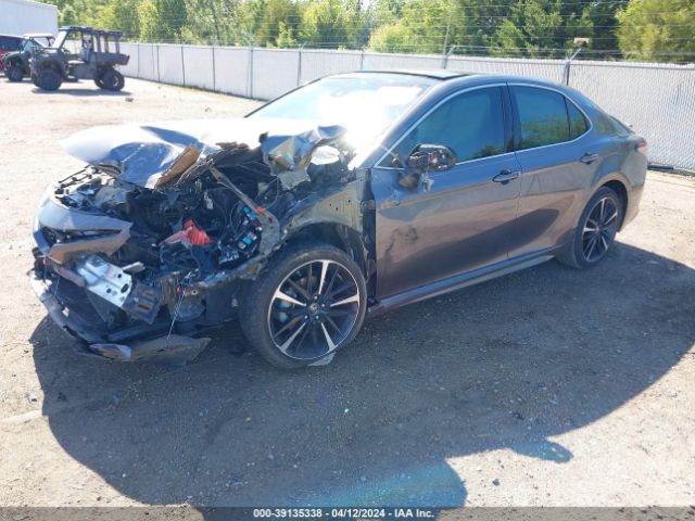 2018 TOYOTA CAMRY 4T1B61HK7JU111055 Photo 1