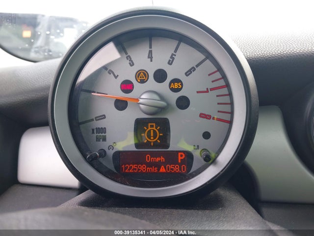 2009 MINI COOPER WMWMF33509TW77390 Photo 6