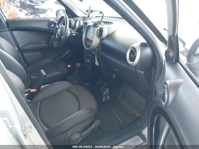 2011 MINI COOPER S COUNTRYMAN WMWZC3C53BWL78236 Photo 4