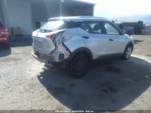 Nissan KICKS S 2018 3N1CP5CU4JL536039 Image 4