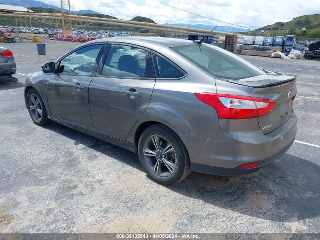 Ford FOCUS SE 2014 1FADP3F27EL259944 Image 3
