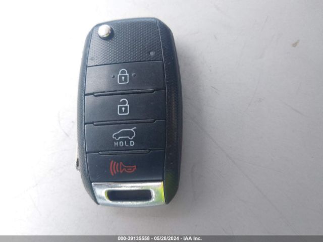KNDJP3A55G7298199 KIA SOUL +