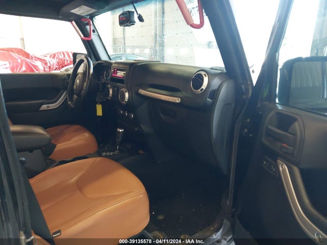 1C4BJWFG1FL505419 Jeep Wrangler Unlimited Rubicon