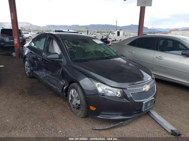 Chevrolet Cruze Ls Auto 2014 1G1PA5SG6E7317386 main image