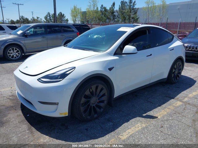 7SAYGDEFXNF384013 Tesla Model Y Performance Dual Motor All-wheel Drive