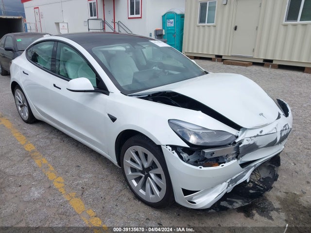 Tesla Model 3 Rear-wheel Drive 2022 5YJ3E1EA7NF303131 Image 1