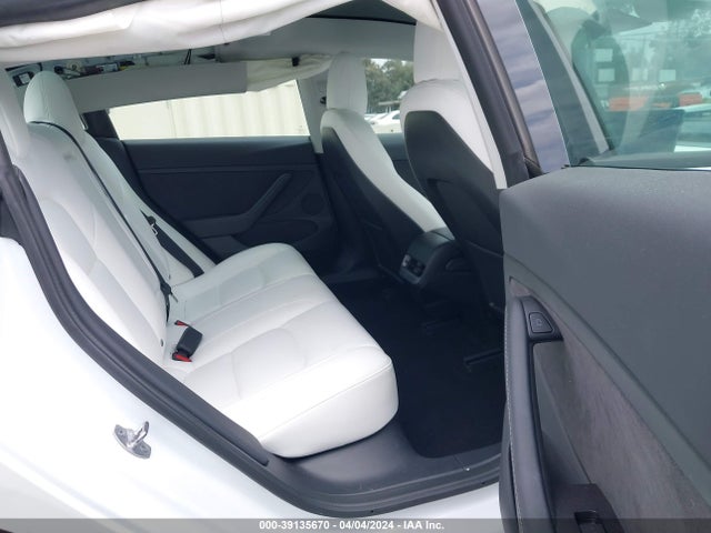 Tesla Model 3 Rear-wheel Drive 2022 5YJ3E1EA7NF303131 Image 8
