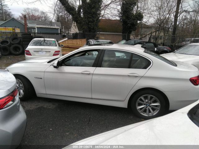 WBA5A7C52GG149396 BMW 528i Xdrive