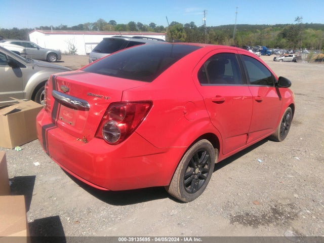 Chevrolet Sonic Lt Auto 2015 1G1JC5SH9F4135290 Image 4