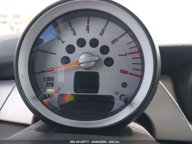 2007 MINI COOPER WMWMF33527TT55461 Photo 6