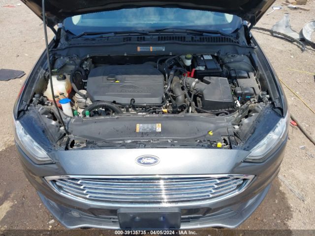 3FA6P0HD5HR101842 Ford FUSION SE