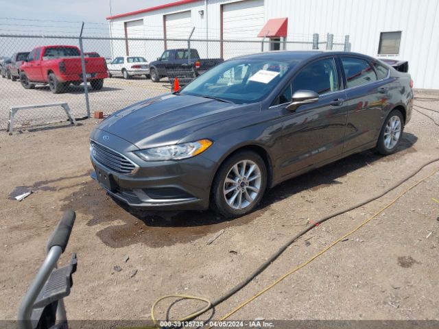 3FA6P0HD5HR101842 Ford FUSION SE