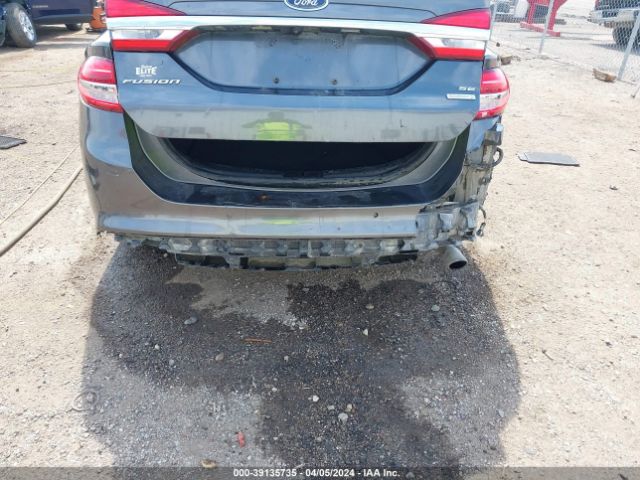 3FA6P0HD5HR101842 Ford FUSION SE