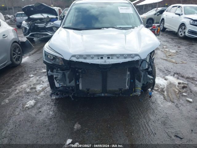 JF2SKAJC1MH591532 Subaru Forester Premium