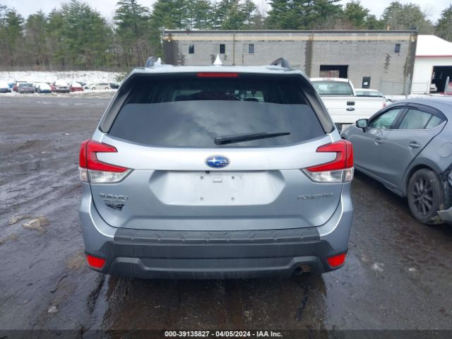 JF2SKAJC1MH591532 Subaru Forester Premium