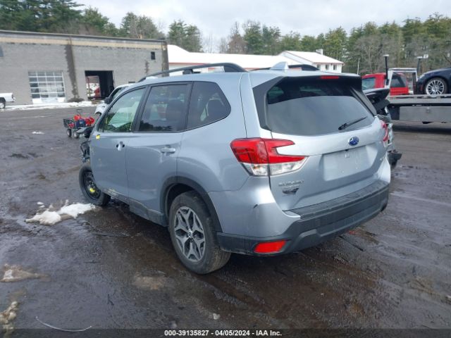 JF2SKAJC1MH591532 Subaru Forester Premium