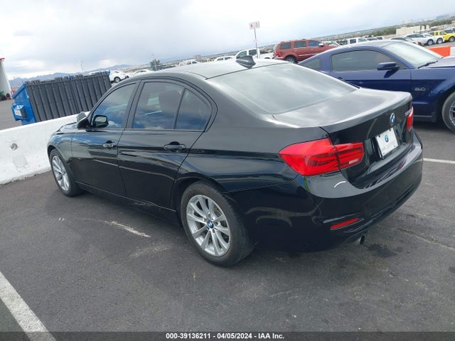 BMW 320i 2016 WBA8E1G52GNU10711 Image 3