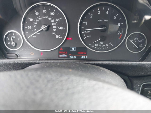 BMW 320i 2016 WBA8E1G52GNU10711 Image 7