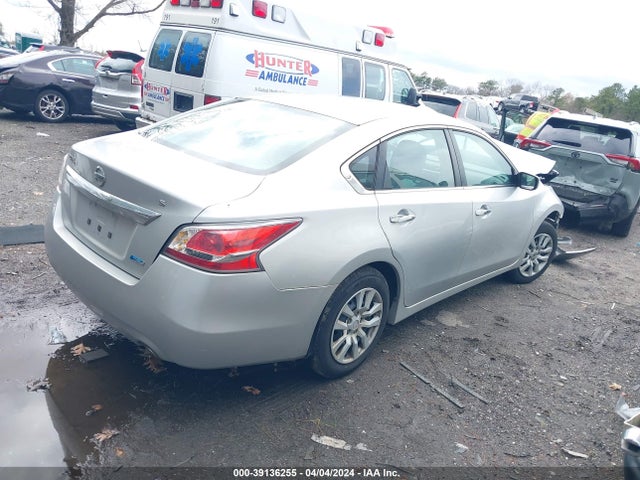 Nissan Altima 2.5 S 2014 1N4AL3AP9EC155361 Image 4