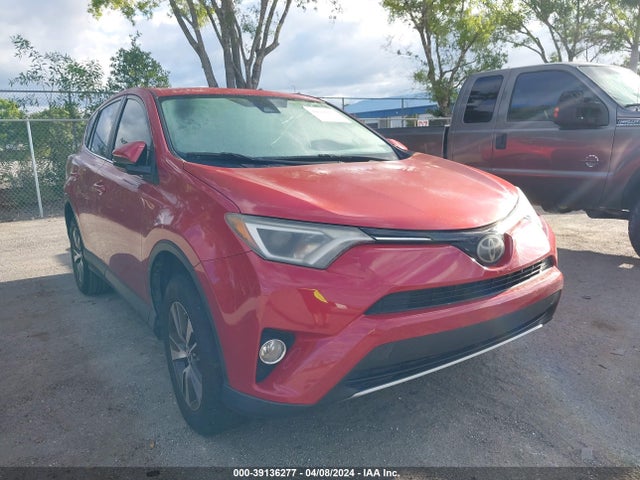 Toyota Rav4 Xle 2017 JTMWFREV8HJ130311 Image 1