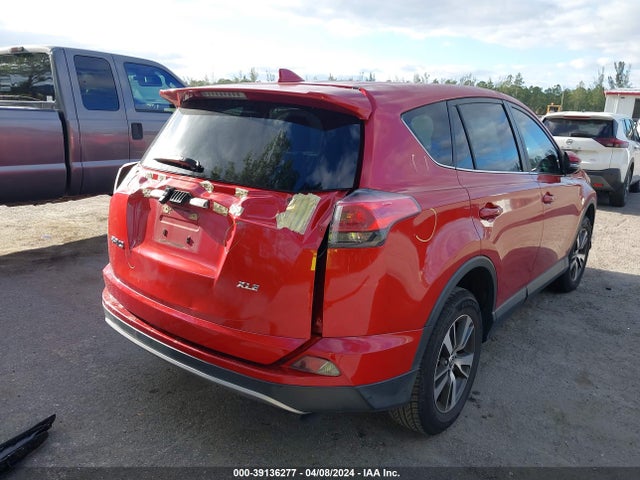 Toyota Rav4 Xle 2017 JTMWFREV8HJ130311 Image 4