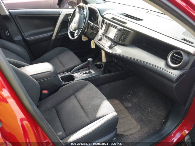 Toyota Rav4 Xle 2017 JTMWFREV8HJ130311 Image 5