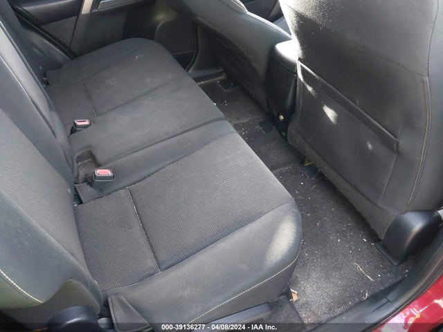 Toyota Rav4 Xle 2017 JTMWFREV8HJ130311 Image 8