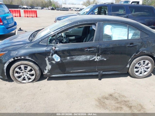 Toyota COROLLA LE 2022 5YFEPMAE0NP305000 Image 6
