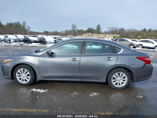 Nissan Altima 2.5 S 2018 1N4AL3AP1JC107671 Image 14