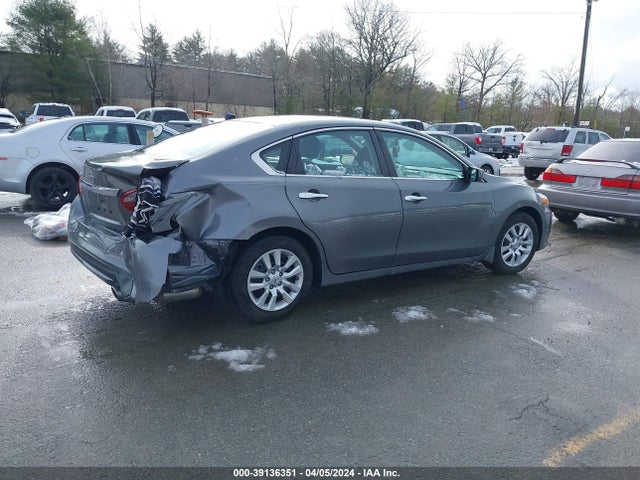 Nissan Altima 2.5 S 2018 1N4AL3AP1JC107671 Image 4