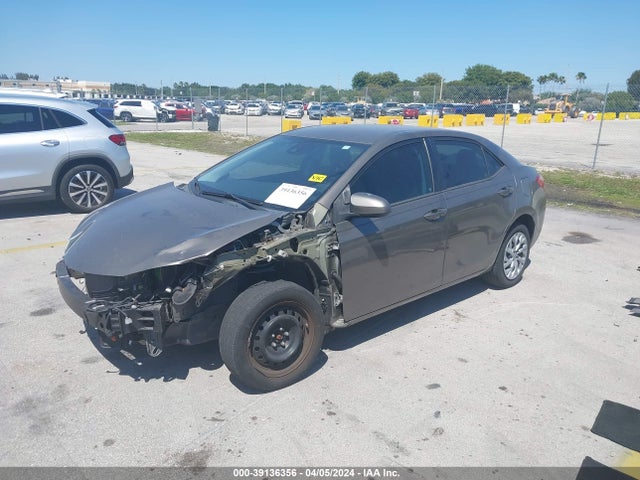 Toyota COROLLA LE 2017 2T1BURHE3HC866116 Image 2