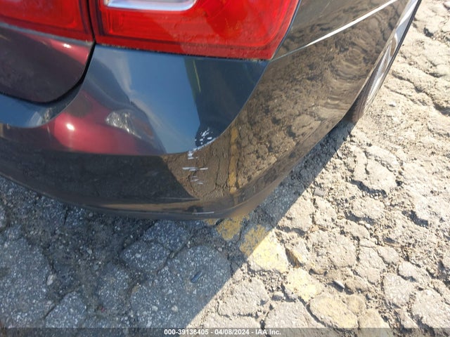 Chevrolet MALIBU LT 2018 1G1ZD5ST0JF153100 Image 18