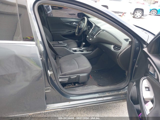 Chevrolet MALIBU LT 2018 1G1ZD5ST0JF153100 Image 5