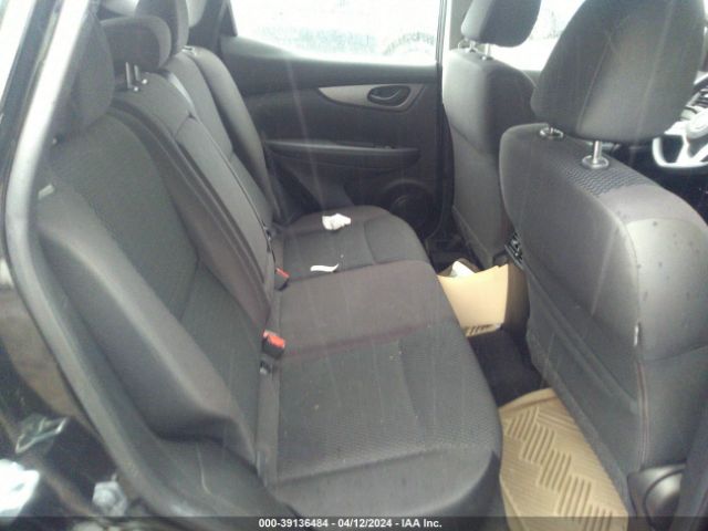 JN1BJ1CP8HW019413 Nissan Rogue Sport S