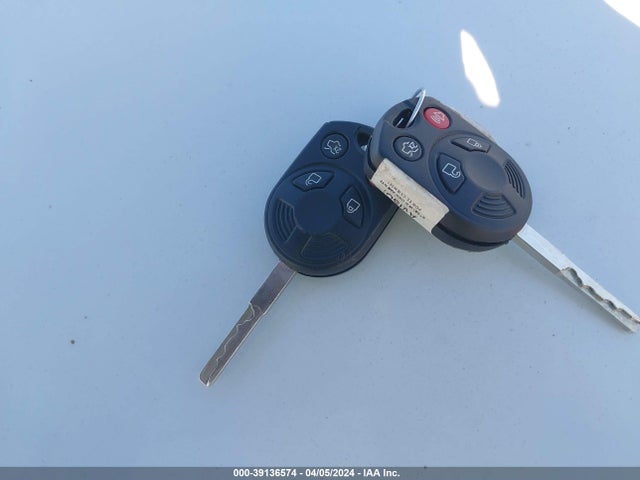 Ford ESCAPE SEL 2018 1FMCU0HD2JUA41521 Image 11