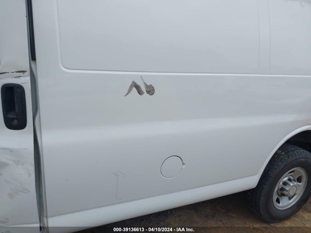 Chevrolet Express 2500 Work Van 2014 1GCWGFCA0E1139916 Image 19