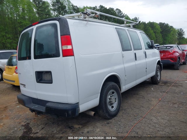 Chevrolet Express 2500 Work Van 2014 1GCWGFCA0E1139916 Image 4