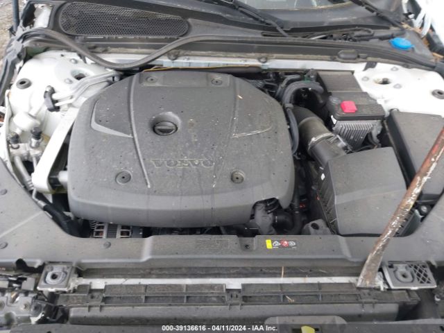 7JR102FK8KG008786 Volvo S60 T5 Momentum