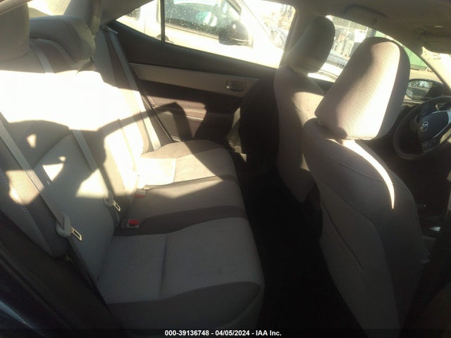 Toyota COROLLA LE 2018 5YFBURHE6JP848098 Image 8