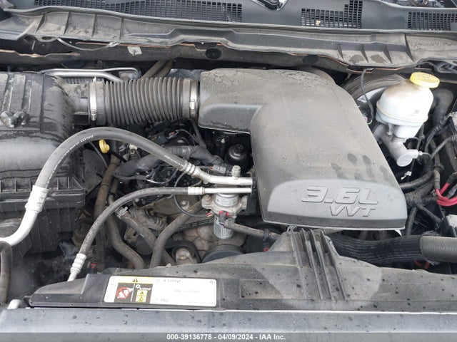 1C6RR6LG6MS530158 RAM 1500 Classic Slt  4x2 5'7 Box