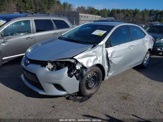 Toyota COROLLA LE 2016 5YFBURHE5GP384875 Image 2