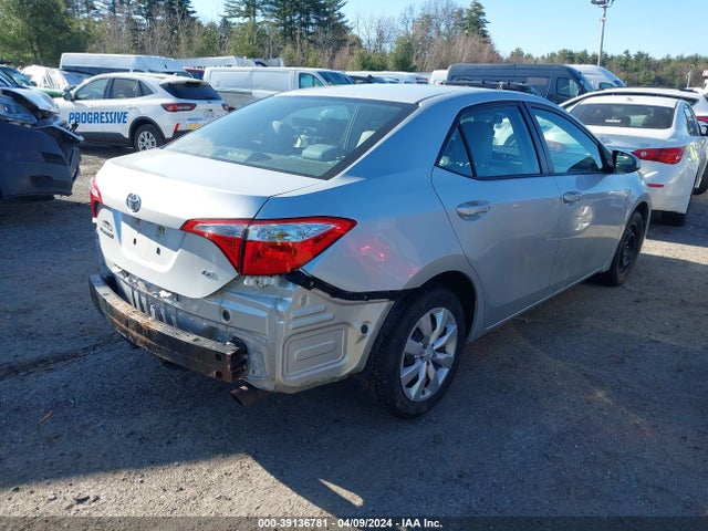 Toyota COROLLA LE 2016 5YFBURHE5GP384875 Image 4