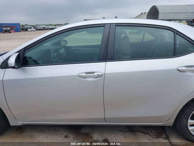 Toyota COROLLA LE 2016 5YFBURHE7GP498506 Image 14
