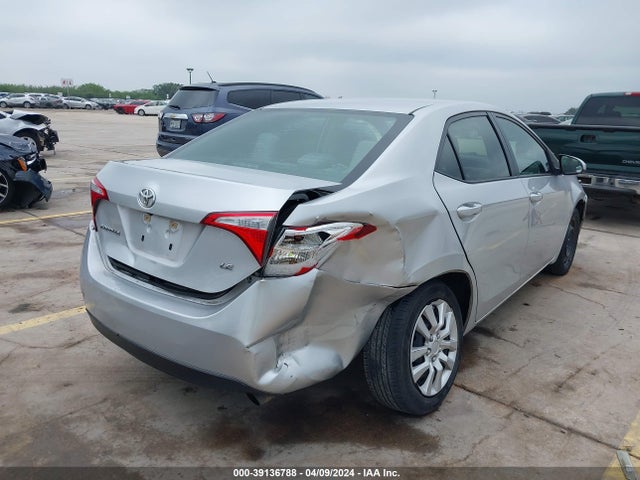Toyota COROLLA LE 2016 5YFBURHE7GP498506 Image 4